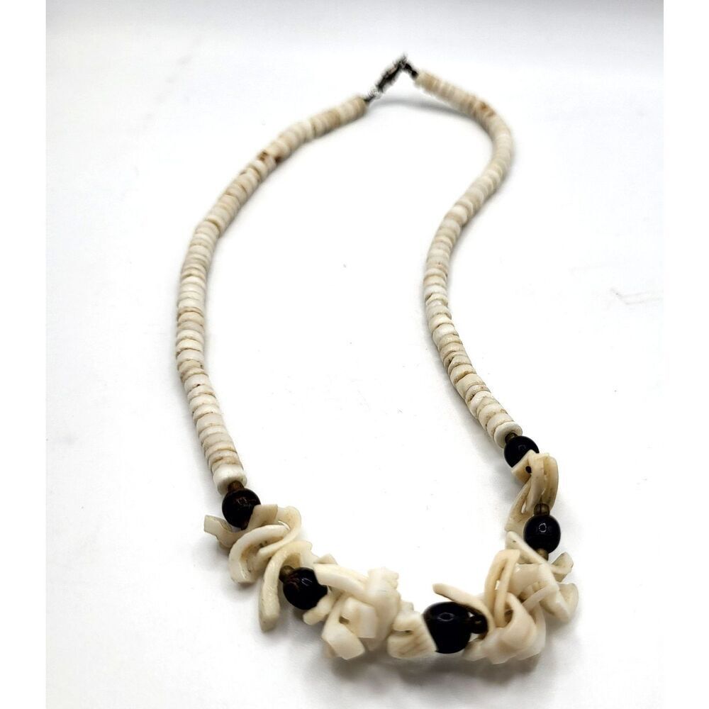 Estate Hawaiian Puka Shell Coconut Shell Beaded Necklace 16in - Picture 2 of 6